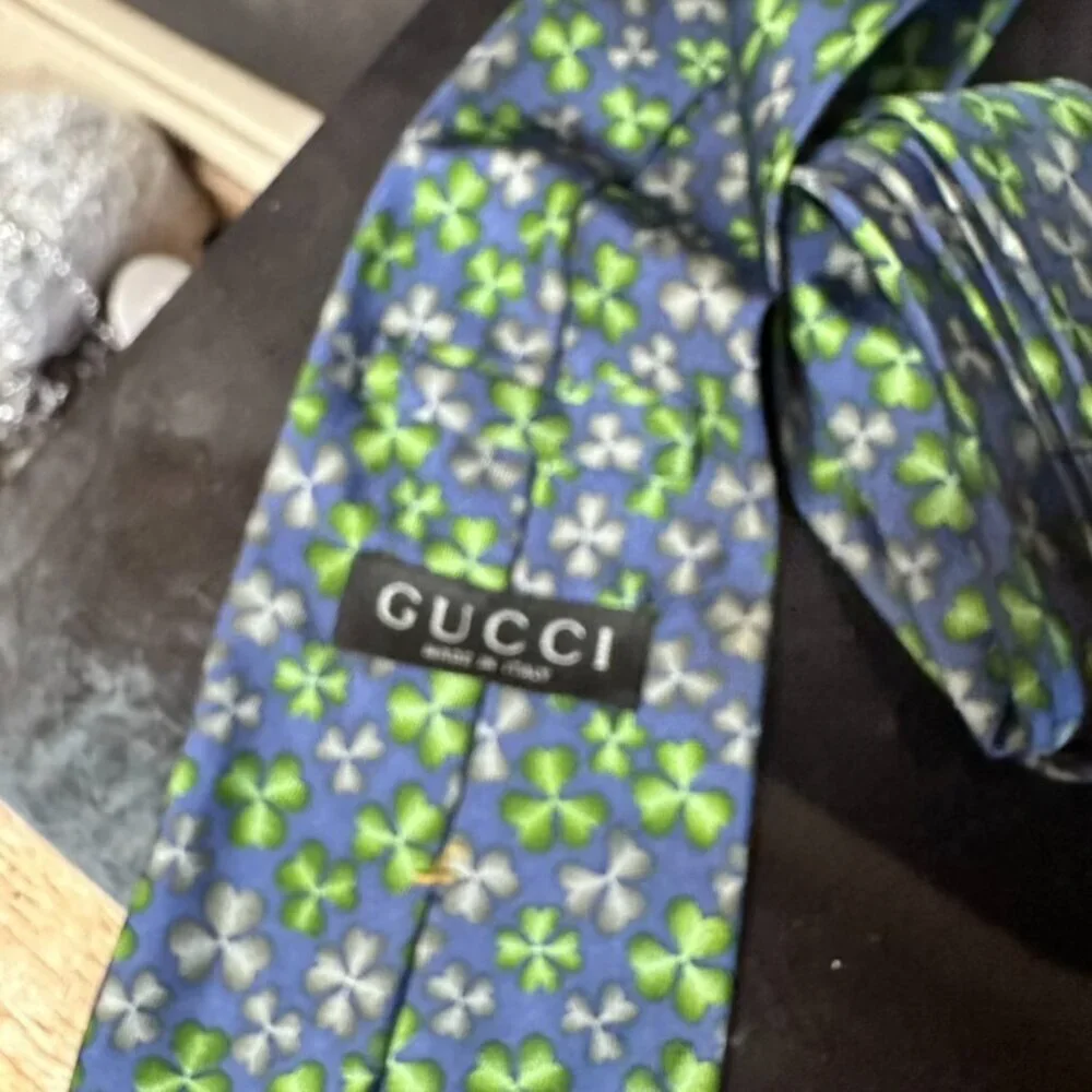 Gucci Silk Tie Irish Clover Mens Gift Geometric Pop Art Necktie Luxury Green